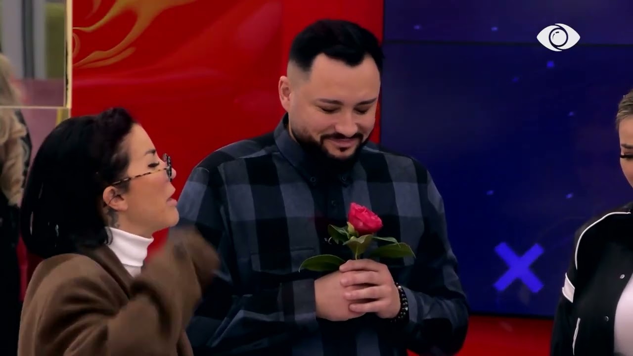 “Një vonesë e vogël”/ Roza, Erjola, Françeska, Sara Karaj dhe Silvi performojnë sfidën e buxhetit