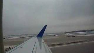 preview picture of video 'Trip from Hawaii - Part 2 - Taking off Chicago'