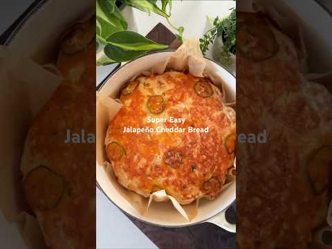 Super easy jalapeño cheddar bread✨
