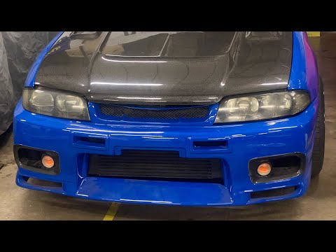 Rebuilding A R33 Skyline in 6 minutes