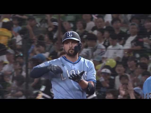 【6回裏】繋いだ一打!! ライオンズ・デービス レフトに勝ち越しタイムリーヒットを放つ!! 2025年8月14日 埼玉西武ライオンズ 対 福岡ソフトバンクホークス