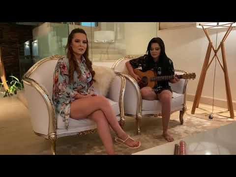 Maiara e Maraisa cantando 10 de Setembro