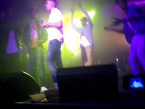 MASTER SHORTIE PERFORMING DEAD END LIVE