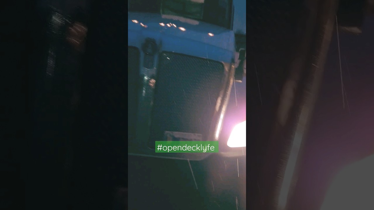 We back in the T680 #kenworth #opendecklyfe #flatbedtrucking #pstransportation #music #semitrucks