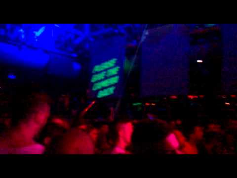 Sven Vath COCOON HEROES @Cocoricò 1\9\012.mp4
