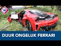 Ferrari raakt van de weg en belandt in de berm - OMROEP WEST