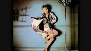 Music video thumbnail preview for 1978 STREETHEART - MEANWHILE BACK IN PARIS - STREETWALKER by Streetheart