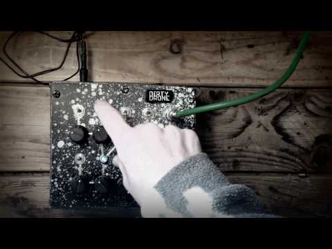Dirty Drone #13 - Handmade Standalone Drone Generator by METSÄÄN