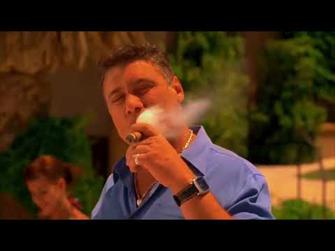 Fring poisons and kills Don Eladio