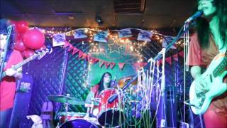 Coathangers - CD release - Cannonball @ Star Bar, Atlanta - Fri Apr/15/2016 (LOTS of Shake)