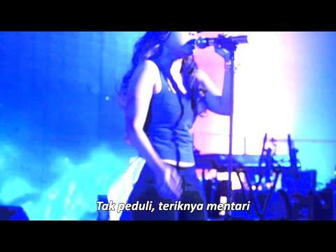 Lady Gan LIVE for BKKBN National Rap 2013