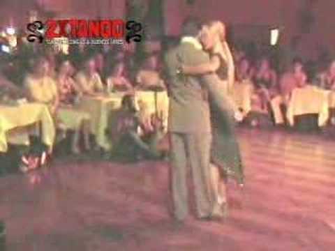  Gabriel Missé  and  Alejandra Mantinan  are  dancing  to  the  tango  "  Orlando Goñi  "