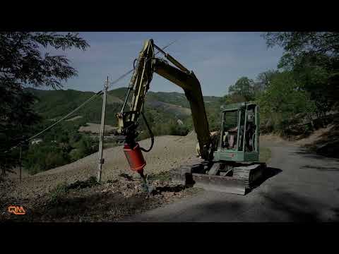 Accessorio per trivella idraulica QM - Tritaceppi TC su Escavatore