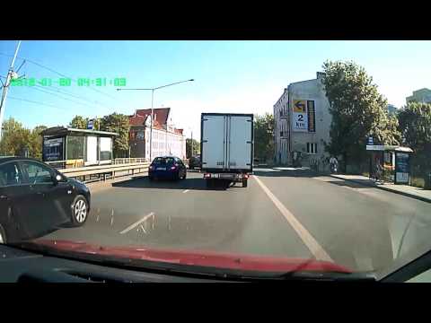 Chciał przyśpieszyć... ale trafił Policjanta 