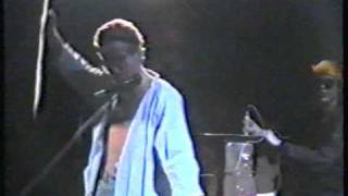 En Halvkokt i Folie - Röda Råttor - Live Falun 1988
