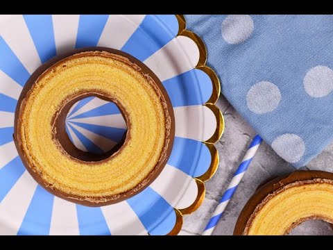 Ultrasonic baumkuchen cake cutter