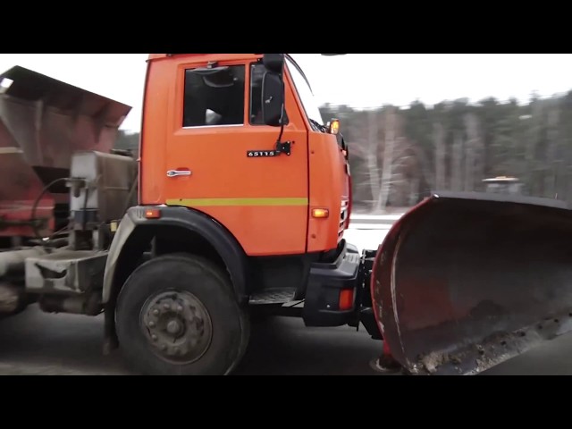 Чем обрабатывают ангарские дороги?