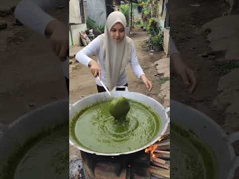 membuat lemari motif dari bahan kursi bekas. visualisasi ai