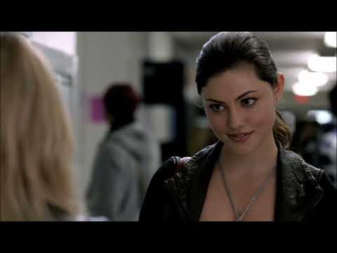 Cassie's First Day In School - The Secret Circle 1x01 Scene