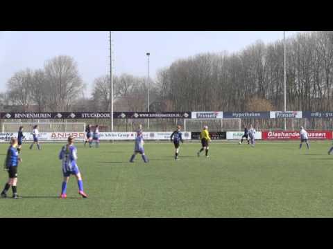 Almkerk VR1 tegen HRC '14 VR1 op 12 maart.