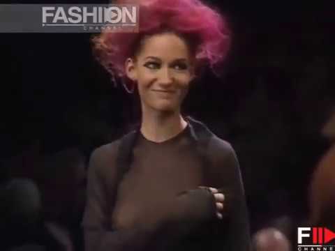 "Comme Des Garcons" Autumn Winter 1992 1993 Paris 2 of 3 Pret a Porter Woman by FashionChannel