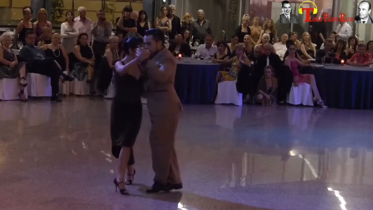 LA CANTINA Miguel Calo - Alberto Podesta Ballano: Clarisa Aragon - Jonathan Saavedra