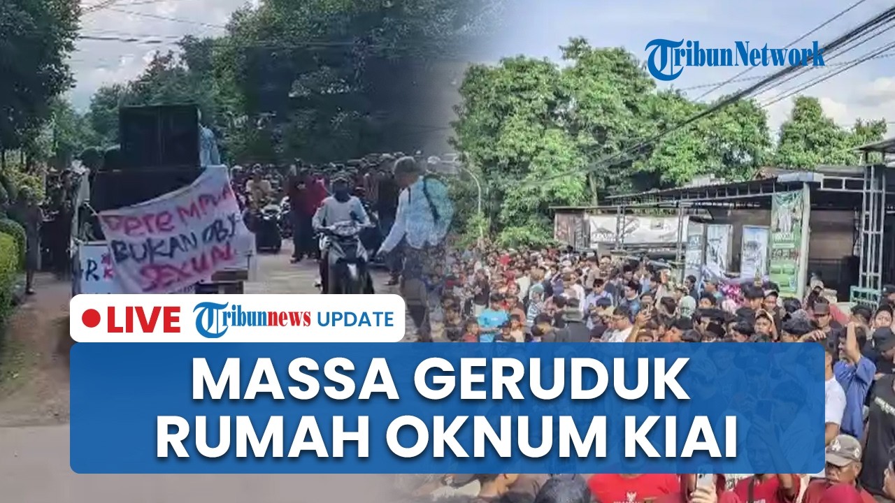 LIVE: Ribuan Massa Geruduk Rumah Oknum Kiai yang Cabuli 50 Santriwati di Pati, Bawa Poster Sindiran