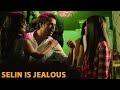 Selin is Jealous | Hande Erçel | Turkish Drama | Sunehri Titliyan | RA2
