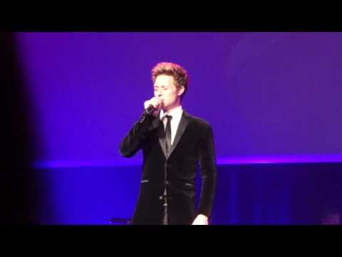 Lukas Perman - Dunkles Schweigen an den Tischen (LesMis)