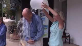 preview picture of video 'Jim Wright, Mayor of Tryon takes the Ice Bucket Challenge'