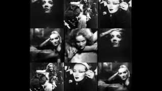 Marlene Dietrich, Ach, Fräulein Annie. (German Version of: "Annie Doesn`t Live Here Anymore").