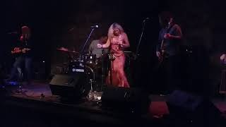 Amy Helm - &quot;The Stones I Throw&quot; (Nelson, BC - 09/20/17)