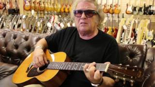 Don McLean (American Pie) playing a 1954 Martin 00-21 at Norman&#39;s Rare Guitars