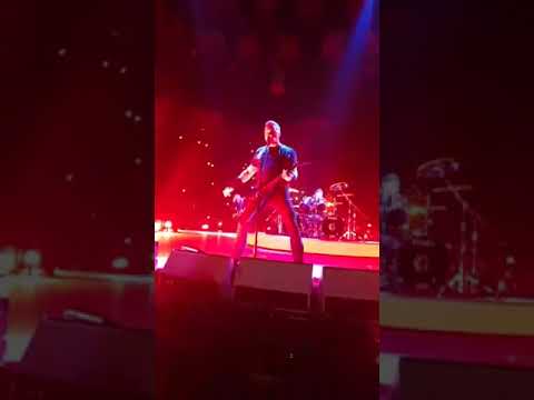 Metallica - Intro & Hardwired (Budapest 05.04.2018)