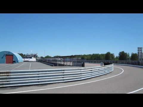 Three Ferrari 599 XX on race track - Insane!