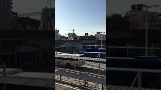 2020年5月22日　YC1系甲種輸送　下関駅通過　(縦撮影)
