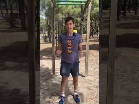Burpees con salto a barra.