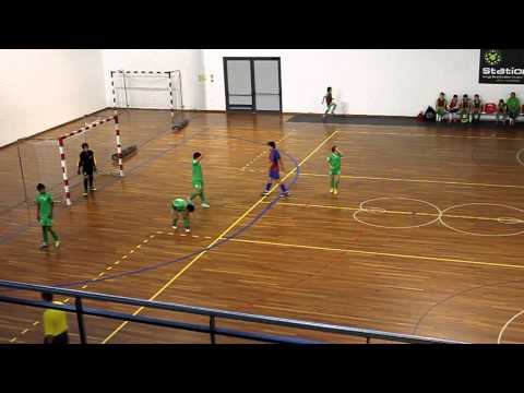 Sassoeiros-2   Caxienses-8 em 3-12-2011 4.MOV