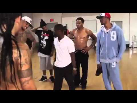 Kevin Hart Gives Chris Brown Dance Lessons AT BET Awards! [Kingpin TV]
