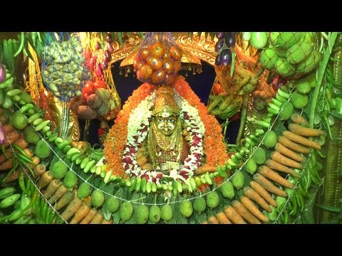 ఆషాడమాసాన్ని పురష్కరించుకోని శాఖంబరి అమ్మవారిని వివిధ కాయకూరలతో  అలంకరణ నిర్వహించారు In Visakhapatnam,Vizagvision News...