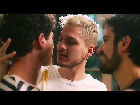 Luca, Antonio & Denis - Hot Threesomes Love Scene in Maschile Singolare (Mascarpone) Gay Movie