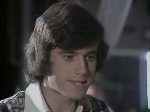 The Tomorrow People (1973) - S2E6 - A Rift In Time - Vase Of Mystery