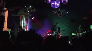 Download lagu Disagree - Crumbs [Live at Laundry, The Curve] [HD] mp3