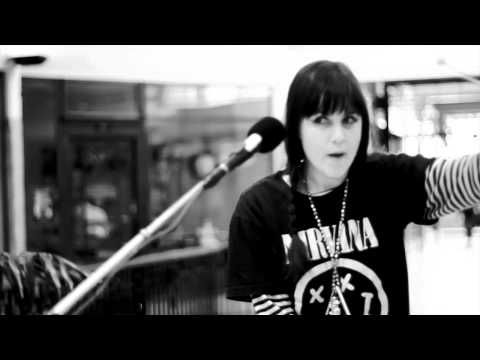 95bFM Breakfast Club: Princess Chelsea - Overseas