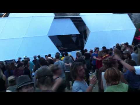 MAX GRILLO (universo paralello) - djSet @ PARADISE FESTIVAL 2012