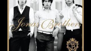 17.Jonas Brothers - Baby Bottle Pop