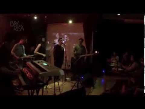 Bayu Risa featuring Latinka