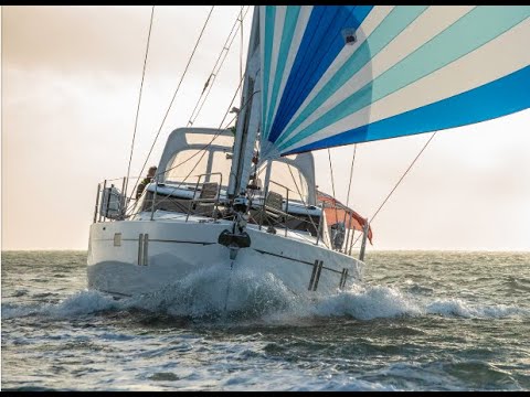 The Discovery 48S - Stylishly Capable