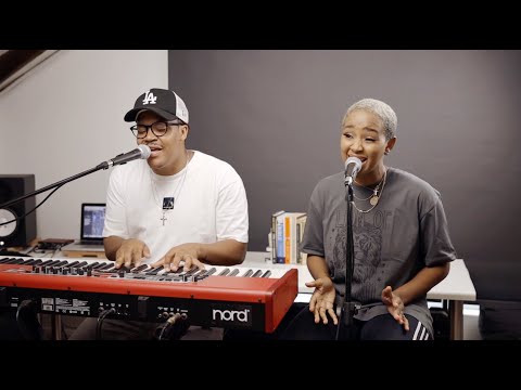 Here Again / Agnus Dei | Free 2 Wrshp