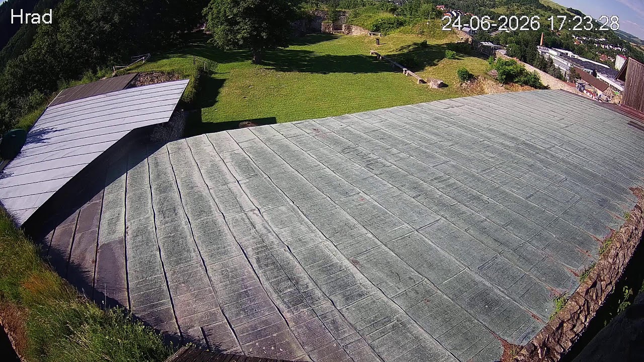 Live webcam view of Brumov Castle Ruins